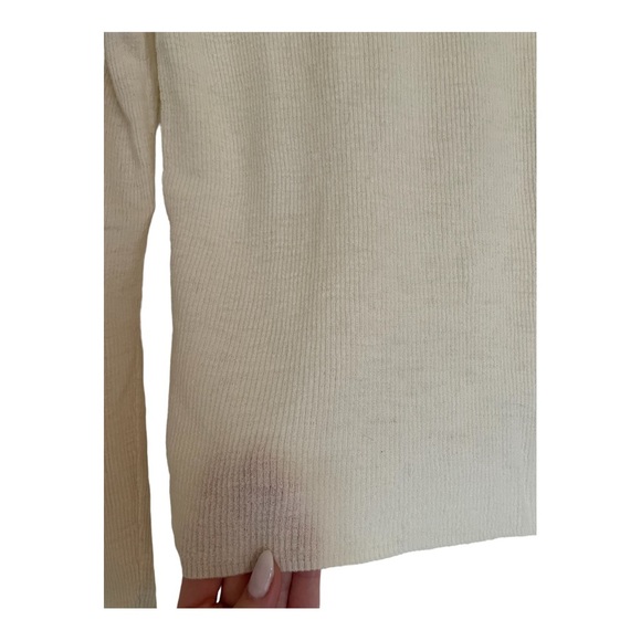 VGUC Vince Cream Sheer Ribbed Sweater size Small - Picture 3 of 6